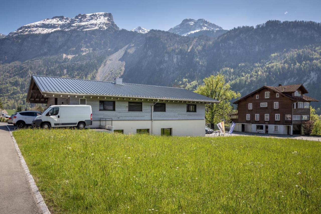 Moto-Center Beo Ag Hotel Brienz  Exterior foto